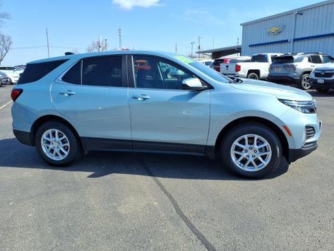 Used 2022 Chevrolet Equinox LT AWD/4WD image 4