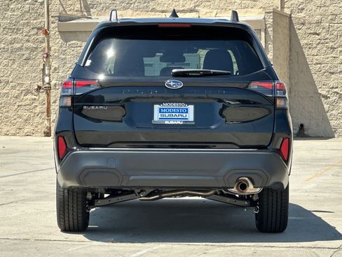 New 2026 Subaru Forester Premium AWD/4WD image 4