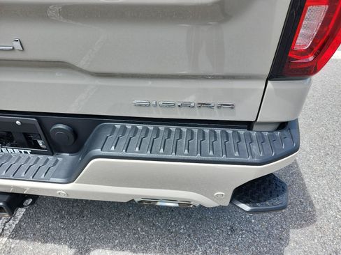 Certified 2026 GMC Sierra 1500 Denali Ultimate AWD/4WD image 5