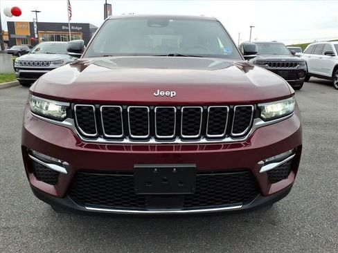 Used 2023 Jeep Grand Cherokee Limited AWD/4WD image 10