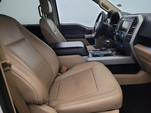 Used 2015 Ford F150 Lariat image 21