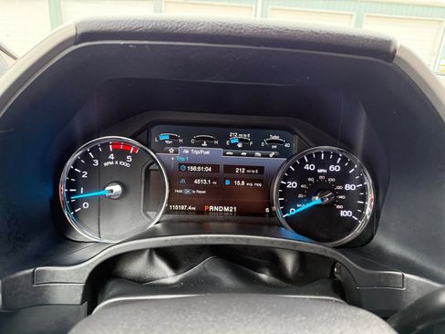 Used 2019 Ford F250 Lariat w/ Lariat Ultimate Package image 31