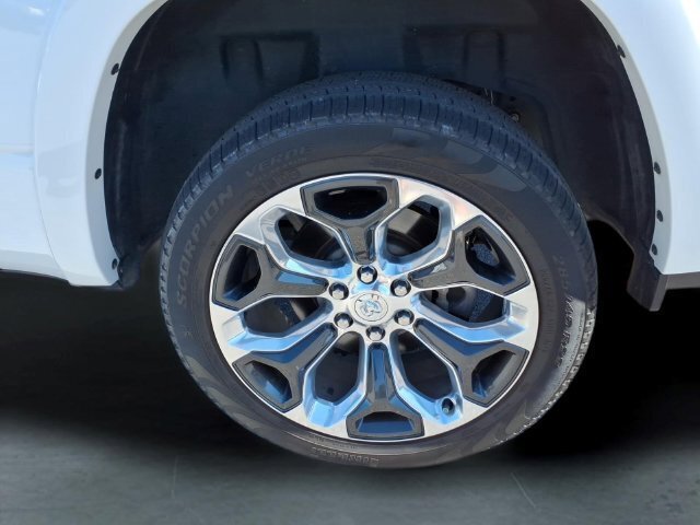 Used 2024 RAM 1500 Limited AWD/4WD image 13