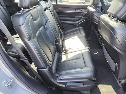 Used 2021 Jeep Grand Cherokee L Limited w/ Trailer Tow Group (B) image 19