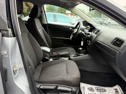 Used 2016 Volkswagen Jetta S FWD image 32