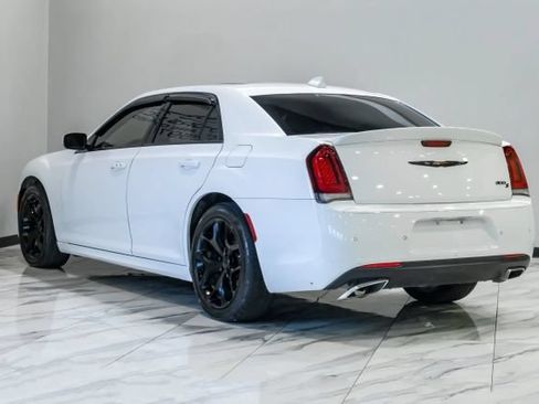 Used 2022 Chrysler 300 S w/ Comfort Group RWD image 16