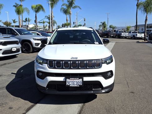 Certified 2022 Jeep Compass Latitude image 7