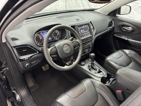 Certified 2023 Jeep Cherokee Altitude Lux w/ Lux Elite Package AWD/4WD image 16
