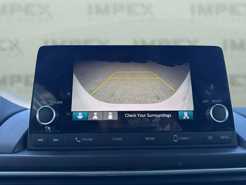 Used 2025 Honda Pilot Sport image 19