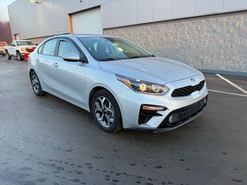 Certified 2021 Kia Forte LXS image 1