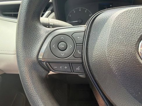 Used 2024 Toyota Corolla Cross L AWD/4WD image 31