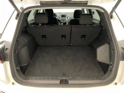 Certified 2024 Chevrolet Equinox LT FWD image 28
