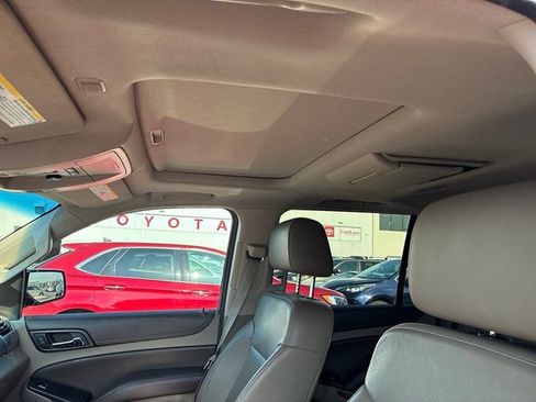 Used 2015 Chevrolet Suburban LTZ AWD/4WD image 27
