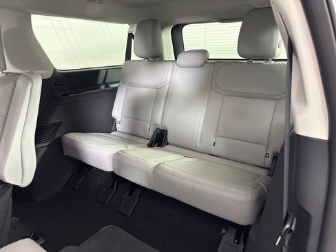 New 2026 Ford Expedition Max Active RWD image 31