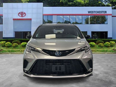 Certified 2023 Toyota Sienna XSE AWD/4WD image 8