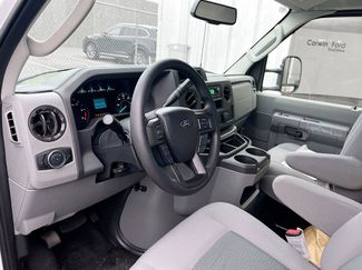 New 2025 Ford E-350 and Econoline 350 Super Duty w/ Interior Upgrade Package RWD video 3
