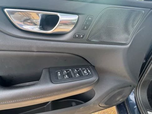 Used 2023 Volvo S60 B5 Plus w/ Climate Package image 15
