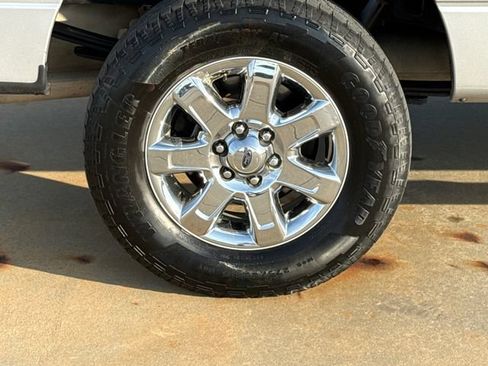 Used 2014 Ford F150 XLT w/ Equipment Group 302A Luxury AWD/4WD image 10