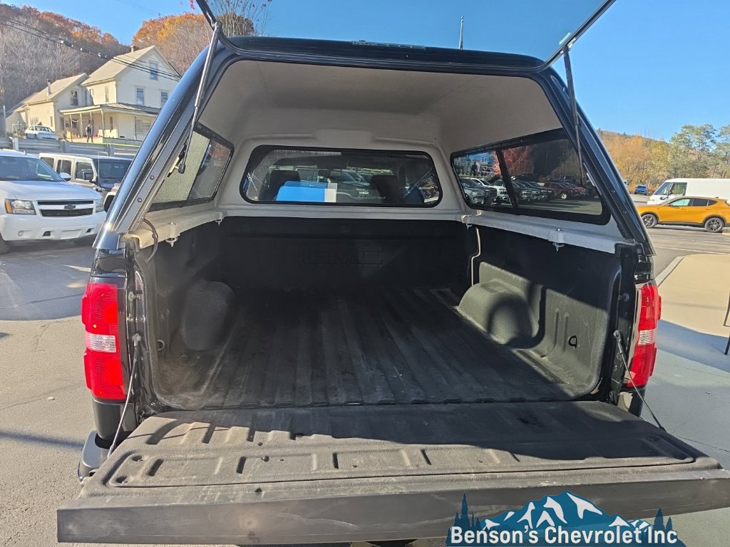 Used 2018 GMC Sierra 2500 SLT w/ All Terrain HD Package AWD/4WD image 17