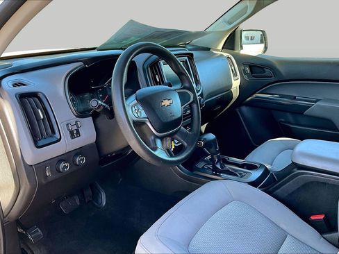 Used 2018 Chevrolet Colorado W/T w/ WT Convenience Package AWD/4WD image 12