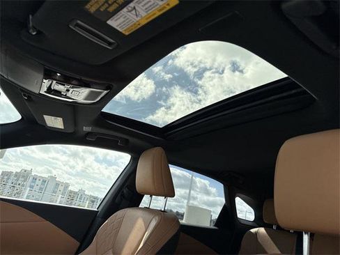 Used 2023 Lexus RX 350 Premium image 22