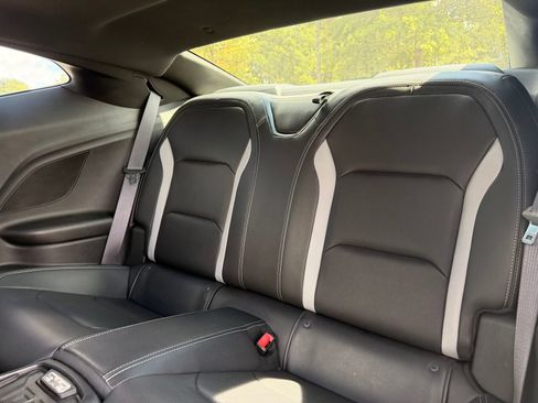 Used 2017 Chevrolet Camaro LT RWD image 26