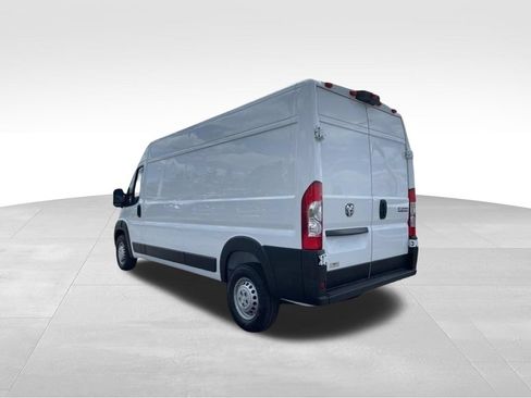 New 2026 RAM ProMaster 2500 w/ Premium Convenience Group FWD image 3