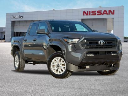 Used 2025 Toyota Tacoma SR5