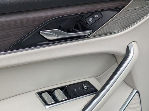 Used 2023 Jaguar F-PACE S image 13