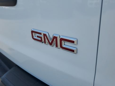 Used 2023 GMC Savana 2500 w/ Driver Convenience Package image 28
