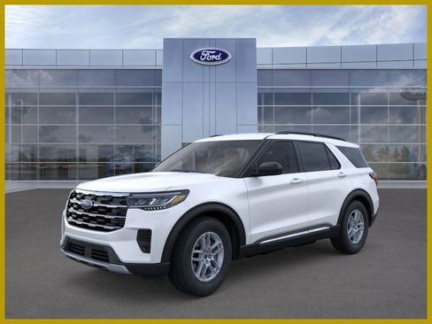New 2025 Ford Explorer Active image 1