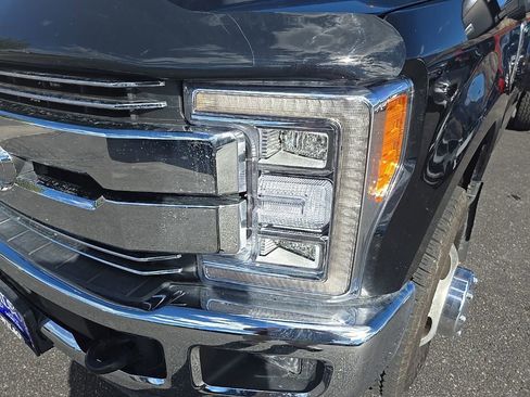 Used 2018 Ford F350 Lariat w/ Lariat Ultimate Package image 24