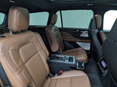 Used 2023 Lincoln Aviator Grand Touring w/ Equipment Group 301A AWD/4WD image 42