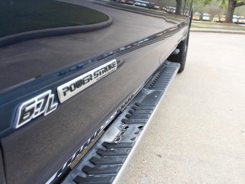 Used 2017 Ford F250 XLT w/ XLT Premium Package image 25