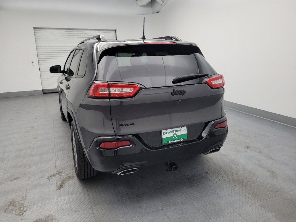 Used 2018 Jeep Cherokee Latitude AWD/4WD image 6
