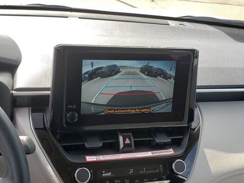 Used 2026 Toyota Corolla Cross L FWD image 19