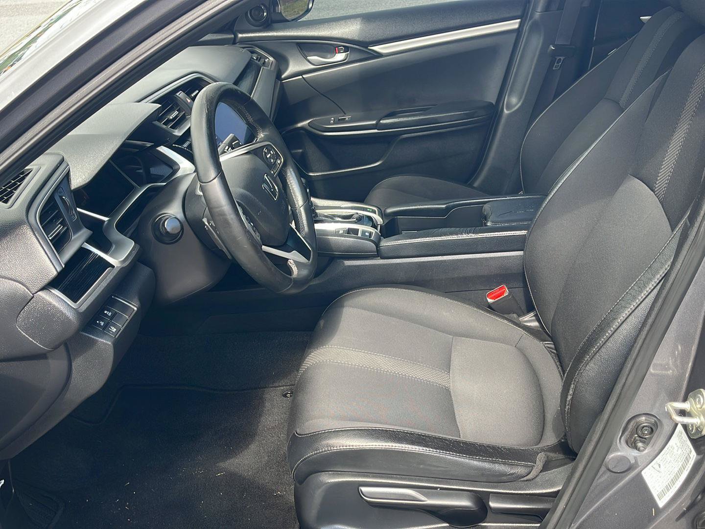 Used 2019 Honda Civic Sport image 9