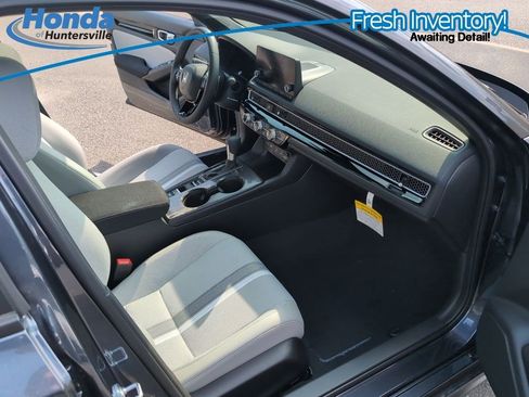 Used 2025 Honda Civic Sport image 20
