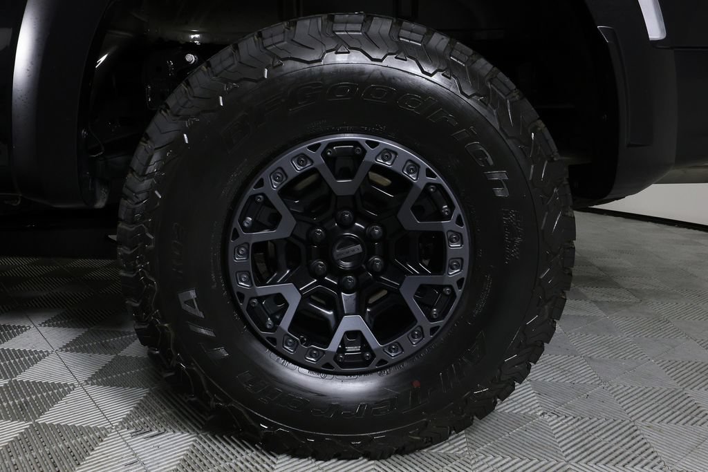 Used 2025 Ford F150 Raptor w/ Equipment Group 803A Raptor R AWD/4WD image 41