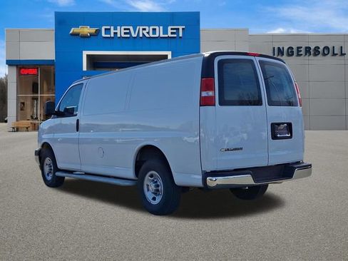 Used 2024 Chevrolet Express 2500 w/ Driver Convenience Package image 12