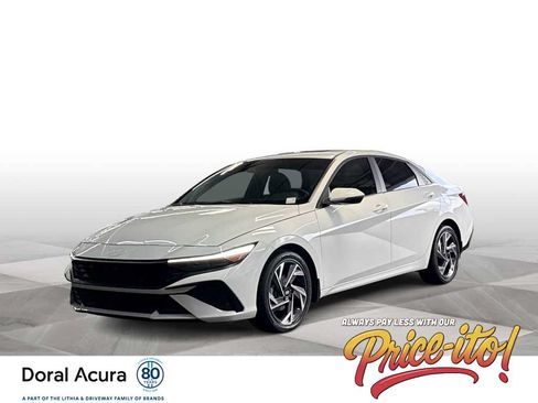Used 2026 Hyundai Elantra Limited FWD image 1
