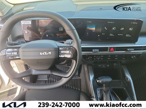 New 2026 Kia Sorento LX FWD image 21