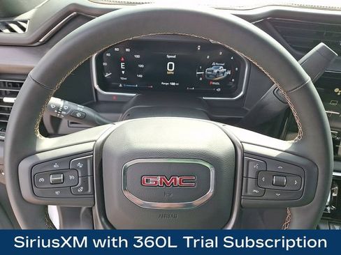 Used 2026 GMC Sierra 2500 AT4 AWD/4WD image 4