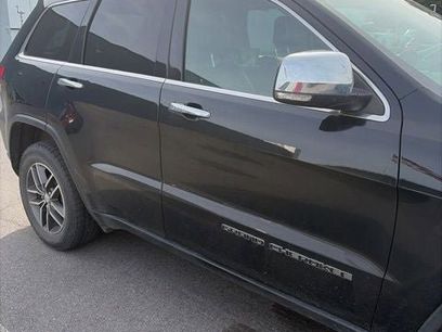 Used 2017 Jeep Grand Cherokee Limited w/ Luxury Group II