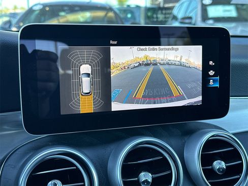 Certified 2021 Mercedes-Benz GLC 300 image 22