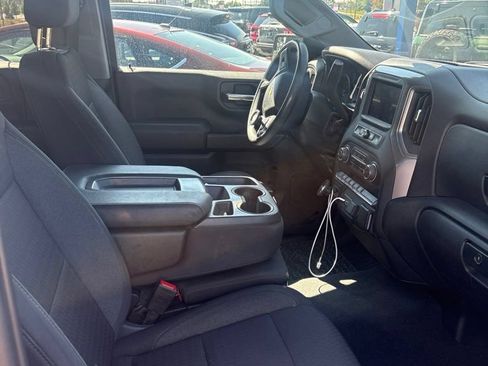 Used 2023 Chevrolet Silverado 1500 Custom AWD/4WD image 10