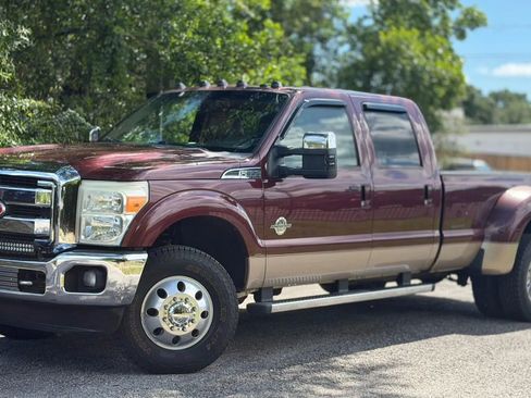 Used 2011 Ford F350 Lariat w/ Lariat Ultimate Pkg AWD/4WD image 11