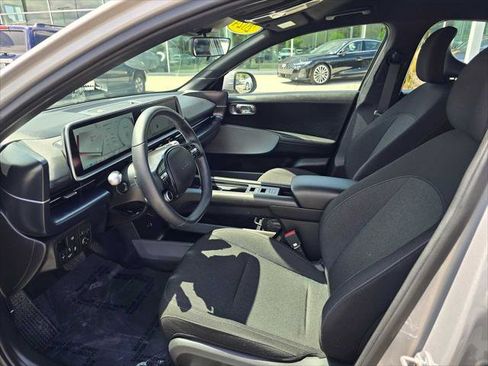 Used 2024 Hyundai Ioniq 6 SE RWD image 22