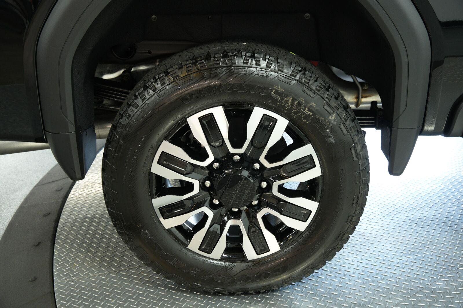 New 2026 GMC Sierra 2500 Denali Ultimate AWD/4WD image 31