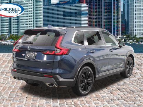 Used 2024 Honda CR-V Sport Touring image 6